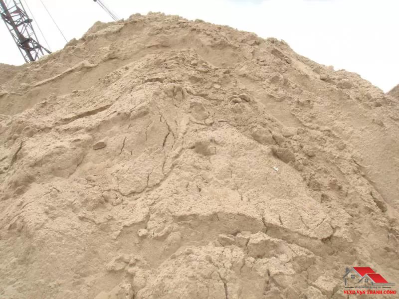 Cát xây tô là loại cát hạt nhỏ, mịn, sạch, được dùng chủ yếu cho các công đoạn xây tường gạch và tô trát bề mặt